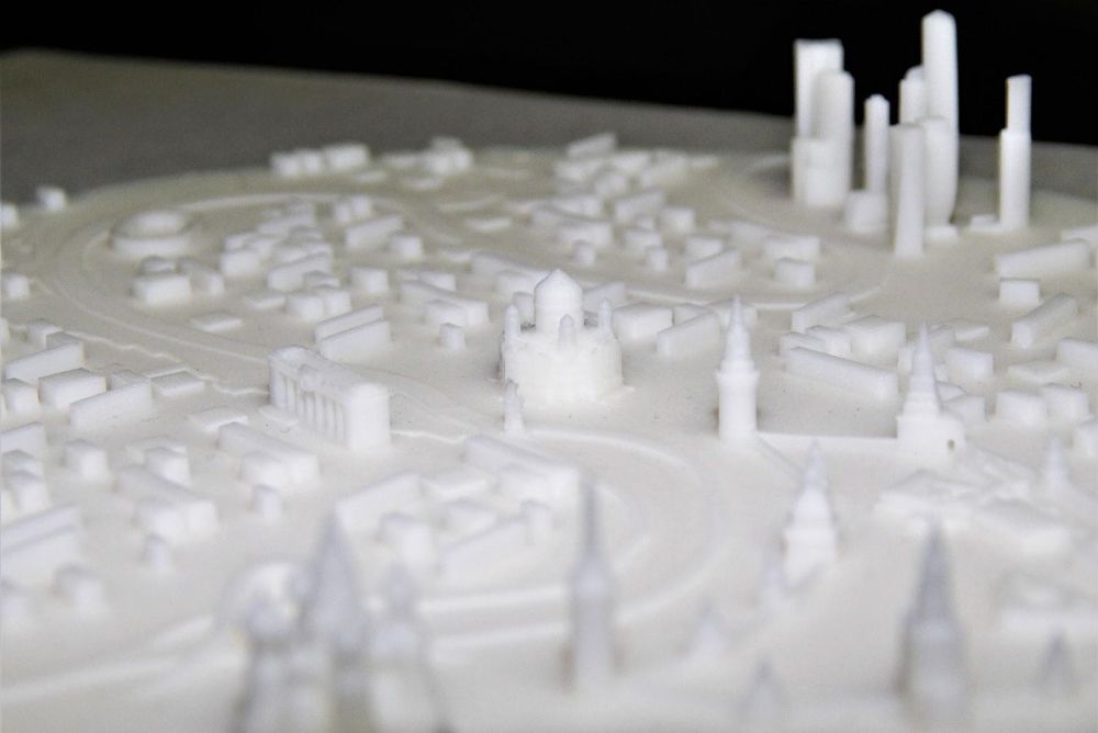 3D-печатная миниатюра достопримечательностей Москвы, размером с блюдце