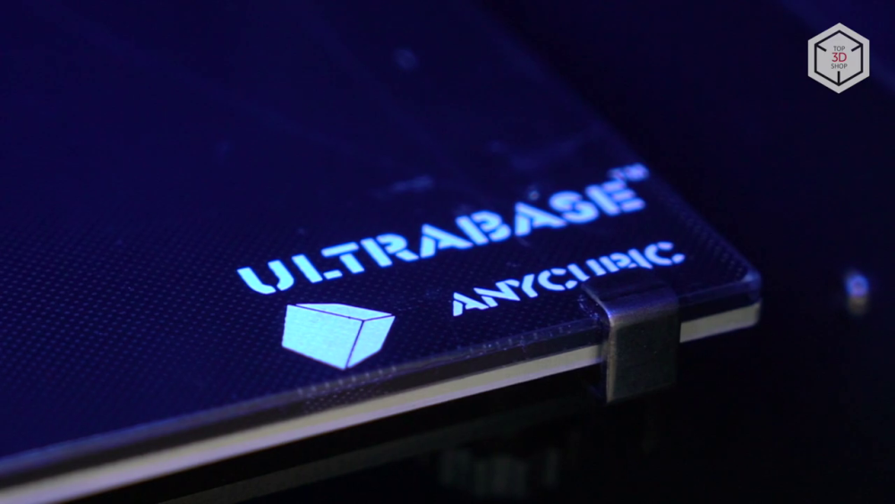 Anycubic-новинка оснащена практичным нагреваемым столом с покрытием Ultrabase