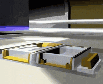Печатающий блок перемещается в горизонтальной плоскости и наносит фотополимер