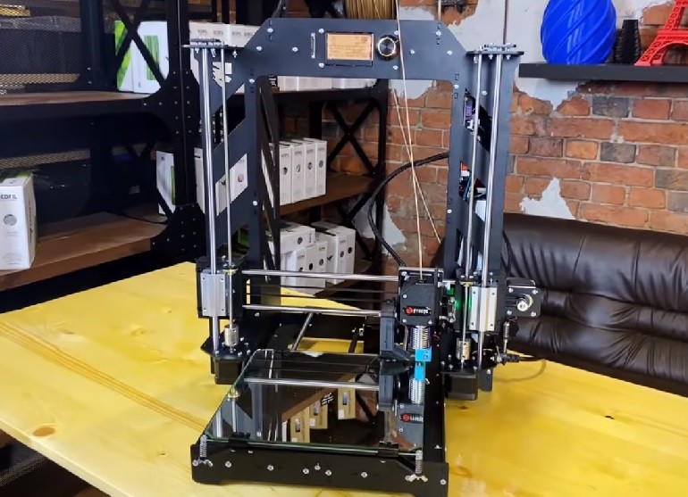 Внешний вид 3D принтера BiZone Prusa i3 Steel v2 DIY
