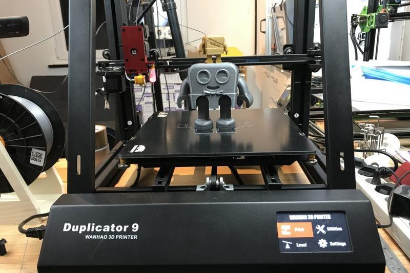 процесс создания фигурки из мультика 3D принтером Wanhao Duplicator D9 400